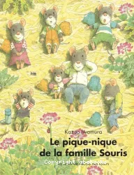 Le pique-nique de la famille souris